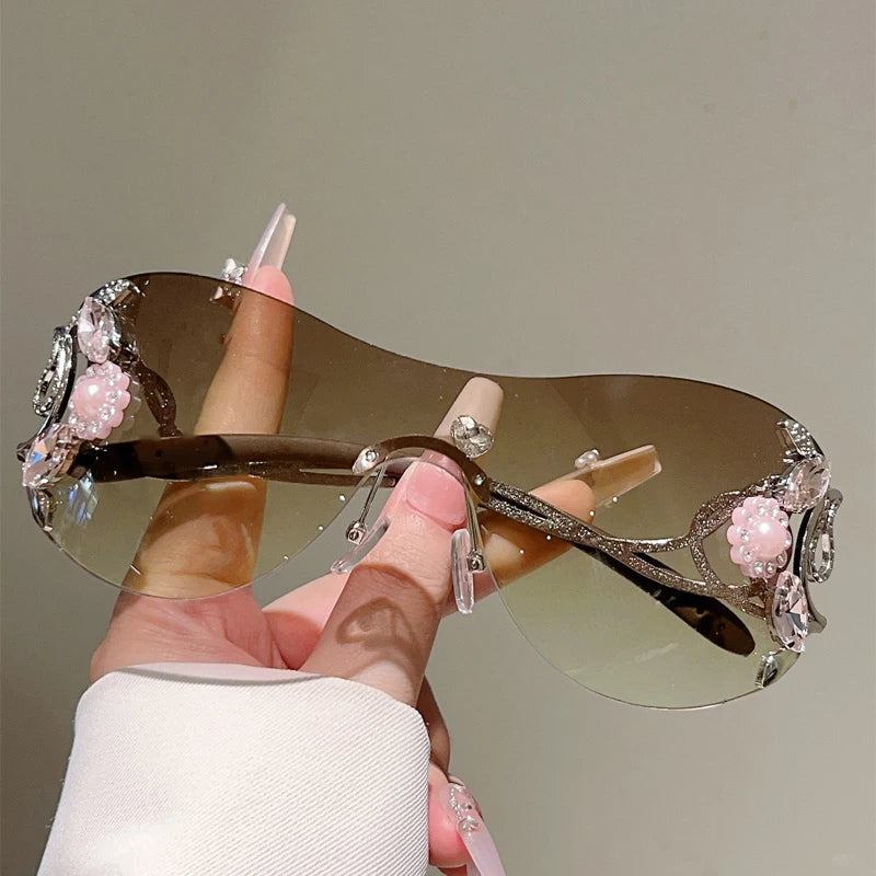 Rimless Y2k Sunglasses with Rhinestones and detailed frames