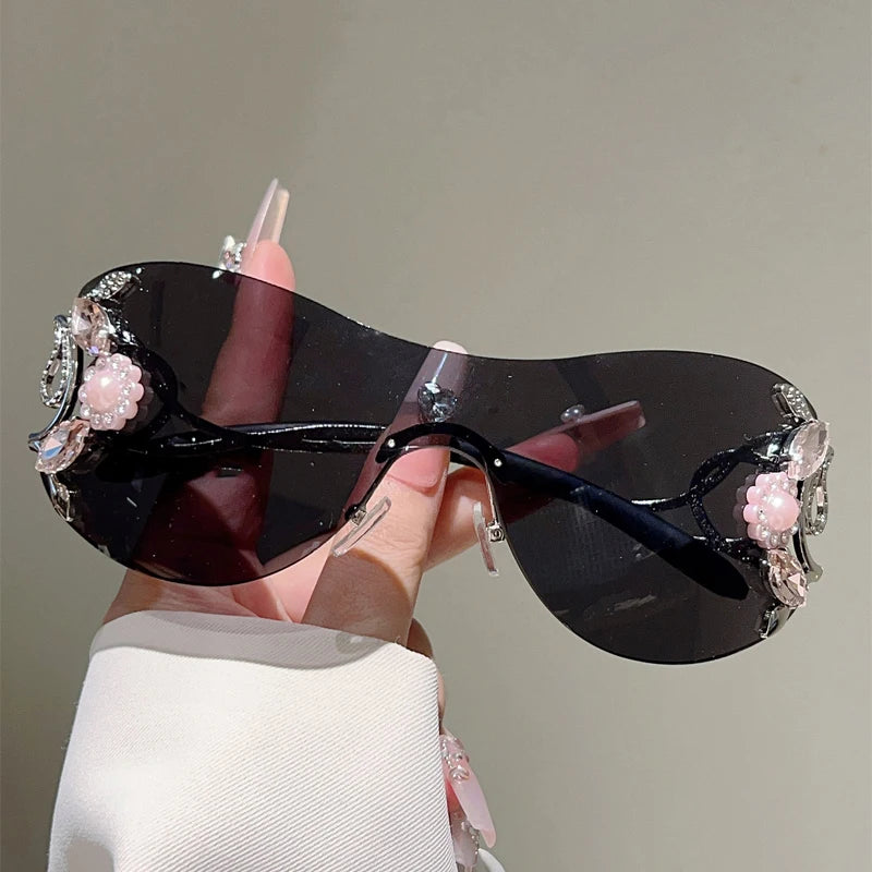 Rimless Y2k Sunglasses with Rhinestones and detailed frames